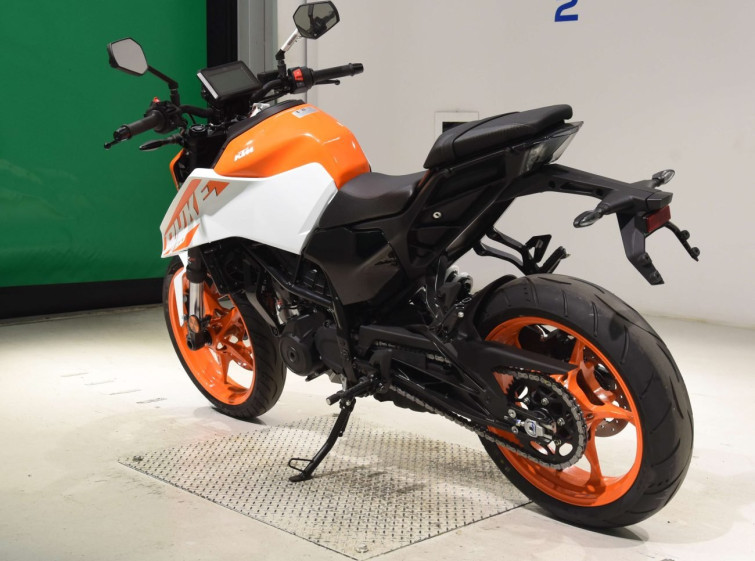 Мотоцикл KTM 250 DUKE с пробегом 4 km с пробегом 4 km