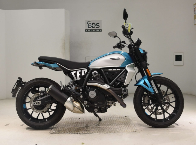 Мотоцикл Ducati SCRAMBLER 803 ICON с пробегом 4980 km