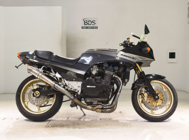Мотоцикл Kawasaki GPZ900R з пробігом 40765 km