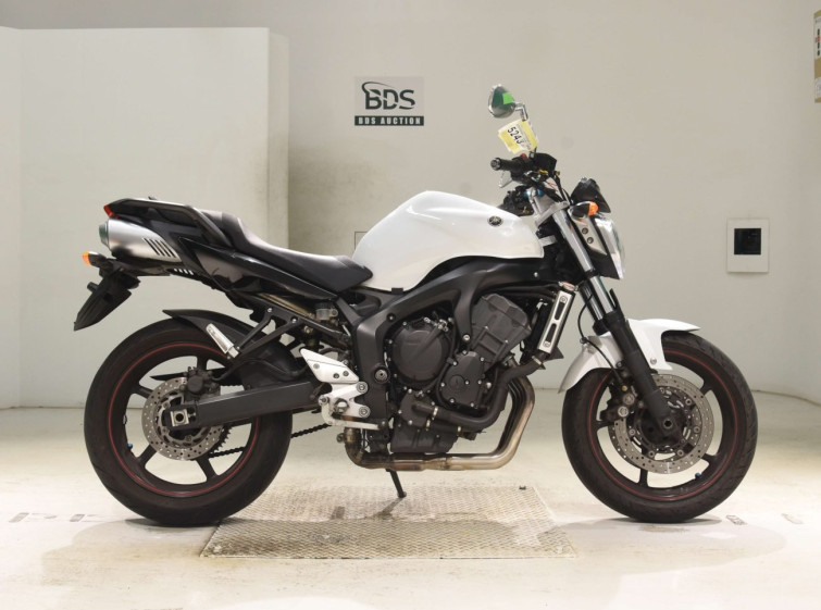 Мотоцикл Yamaha FZS600 FAZER с пробегом 28687 km