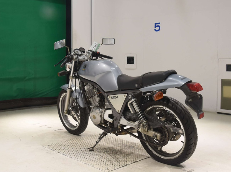 Мотоцикл Yamaha SRX400 с пробегом 63630 km с пробегом 63630 km