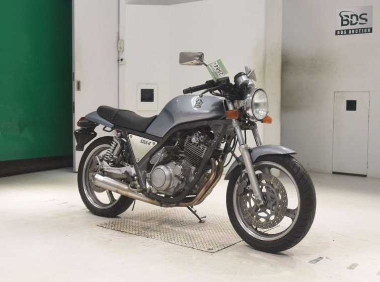 Мотоцикл Yamaha SRX400 с пробегом 63630 km с пробегом 63630 km