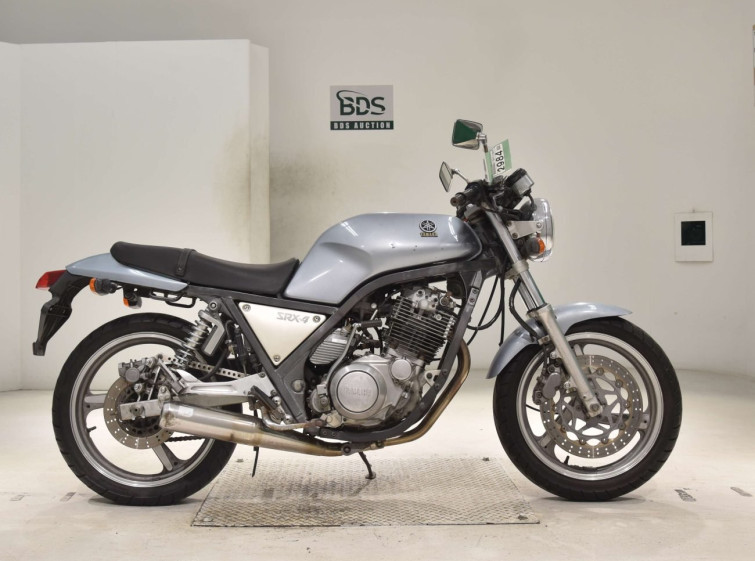 Мотоцикл Yamaha SRX400 с пробегом 63630 km с пробегом 63630 km