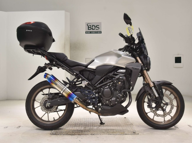 Мотоцикл Honda CB250R з пробігом 23695 km