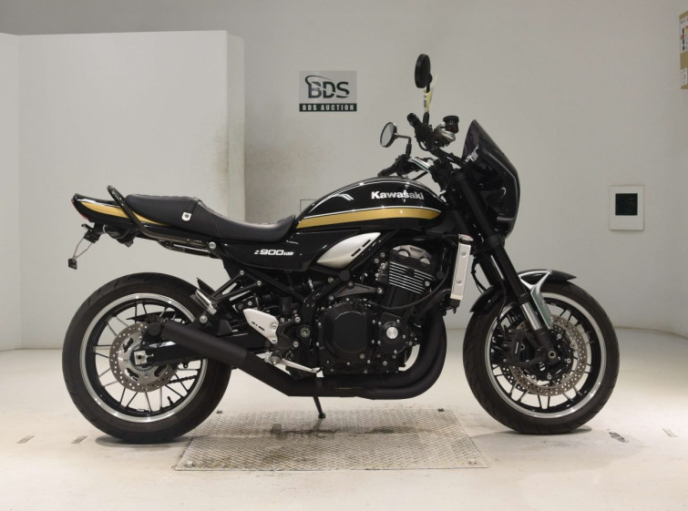 Мотоцикл Kawasaki Z900RS з пробігом 3104 km