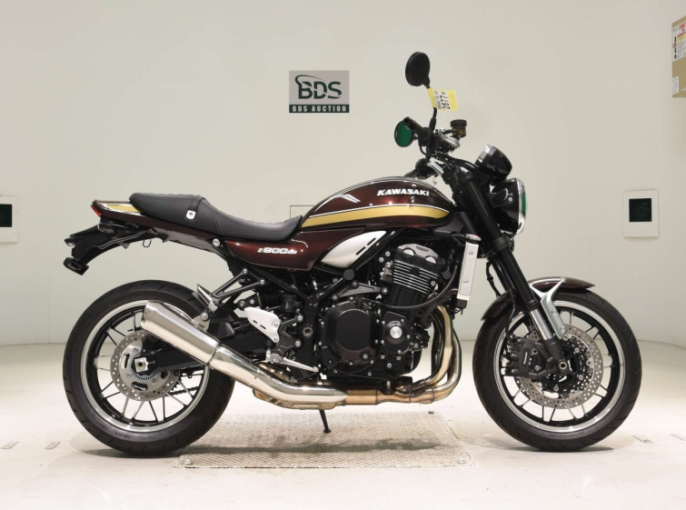 Мотоцикл Kawasaki Z900RS с пробегом 130 km