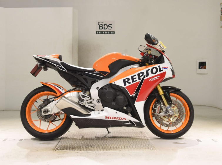 Мотоцикл Honda CBR1000RR SP з пробігом 9333 km