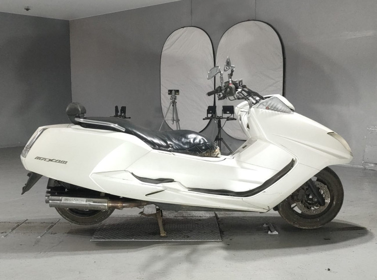 Мотоцикл Yamaha MAGAZUM