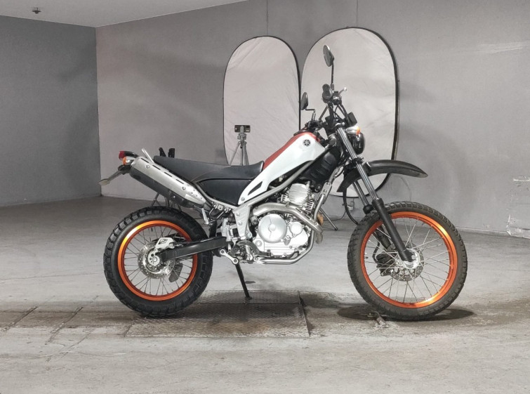 Мотоцикл Yamaha TRICKER з пробігом 13662 km