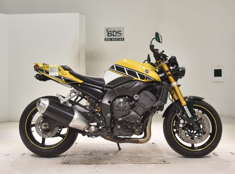 Мотоцикл Yamaha YZF-R1 с пробегом 30268 km