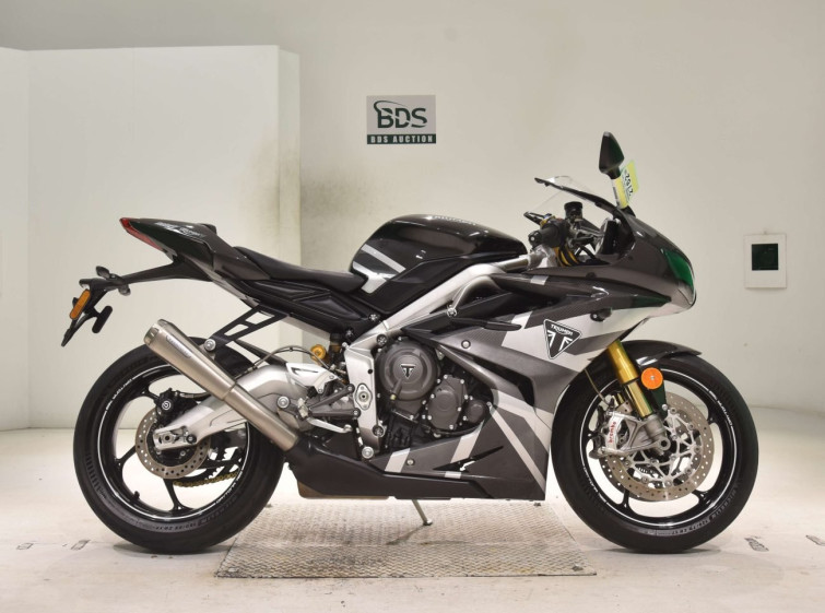 Мотоцикл Triumph DAYTONA с пробегом 11866 km