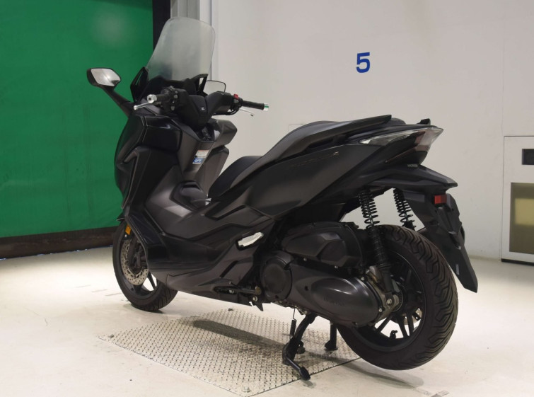 Мотоцикл Honda FORZA с пробегом 25399 km с пробегом 25399 km