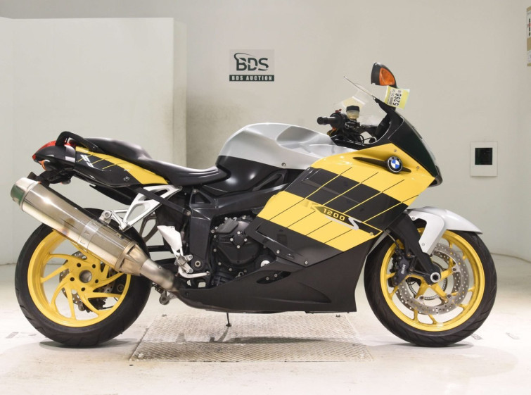 Мотоцикл BMW K1200S з пробігом 28325 km