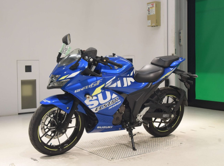 Мотоцикл Suzuki GIXXER250SF с пробегом 5588 km с пробегом 5588 km
