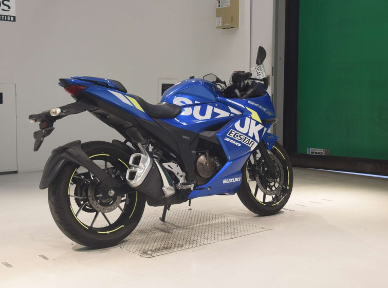 Мотоцикл Suzuki GIXXER250SF с пробегом 5588 km с пробегом 5588 km