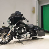 Мотоцикл HD SREET GLIDE FLHX1690 с пробегом 5063 km с пробегом 5063 km