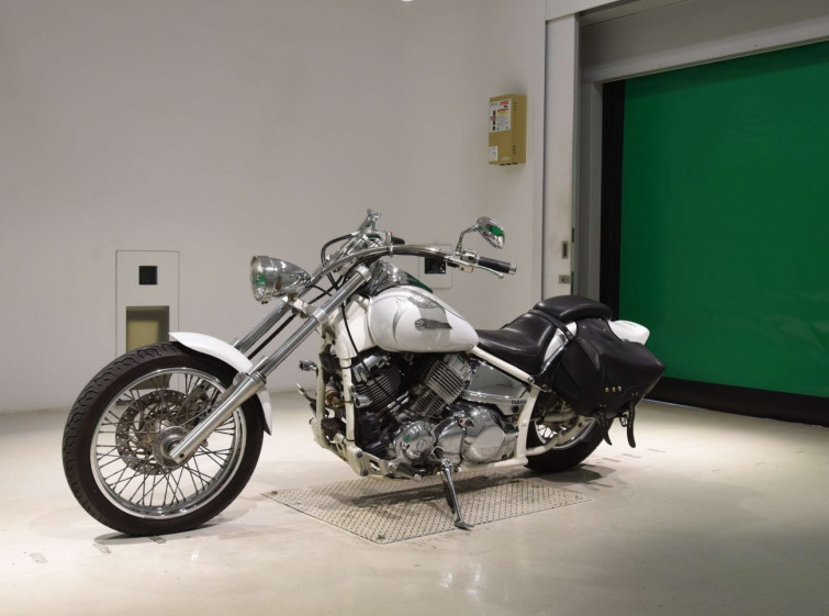 Мотоцикл Yamaha DRAGSTAR XVS400 з пробігом 20367 km з пробігом 20367 km