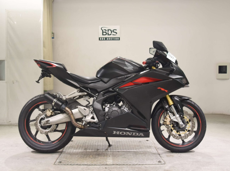 Мотоцикл Honda CBR250RRA з пробігом 44944 km