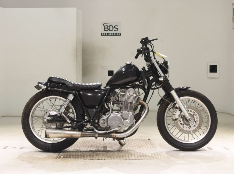 Мотоцикл Yamaha SR400 с пробегом 5846 km