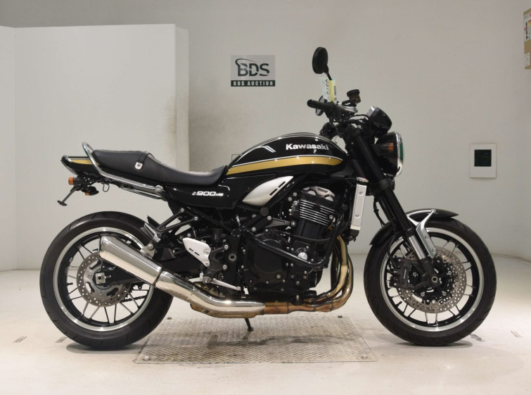 Мотоцикл Kawasaki Z900RS з пробігом 6830 km