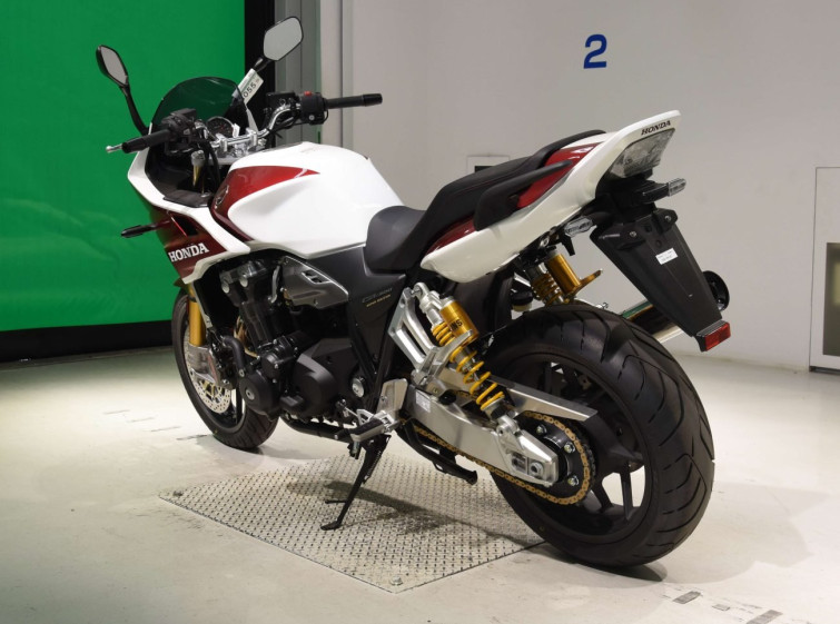 Мотоцикл Honda CB1300SF BOLDOR з пробігом 46 km з пробігом 46 km