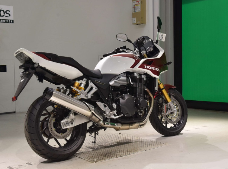 Мотоцикл Honda CB1300SF BOLDOR з пробігом 46 km з пробігом 46 km