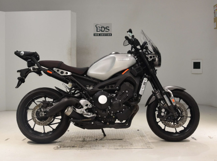 Мотоцикл Yamaha XSR900 с пробегом 8370 km с пробегом 8370 km