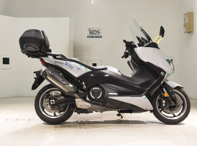 Мотоцикл Yamaha T-MAX530DX с пробегом 51928 km