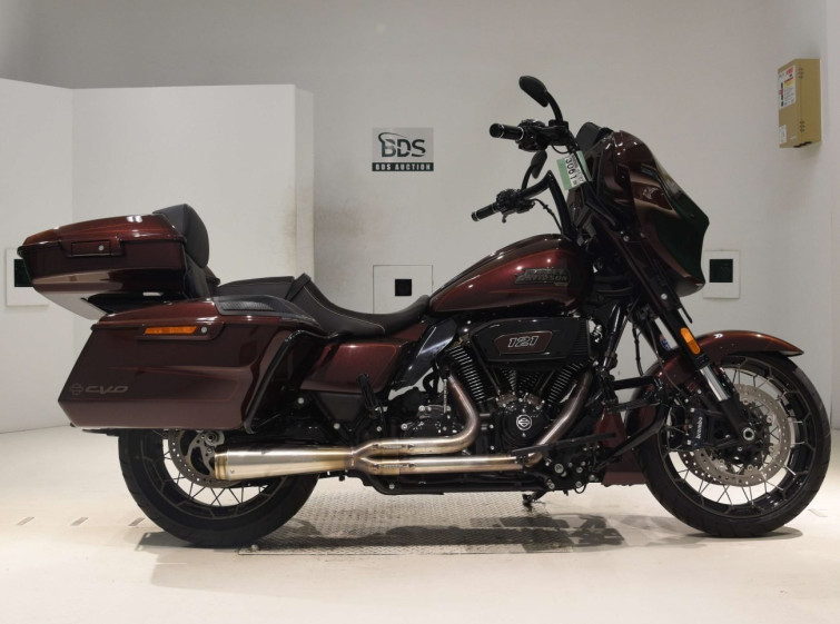 Мотоцикл HD FLHXSE1980CVO с пробегом 5874 km с пробегом 5874 km