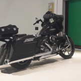 Мотоцикл HD SREET GLIDE FLHX1690 с пробегом 87420 km с пробегом 87420 km