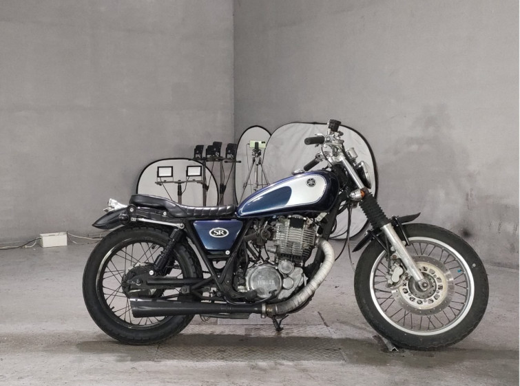 Мотоцикл Yamaha SR400 с пробегом 331 km