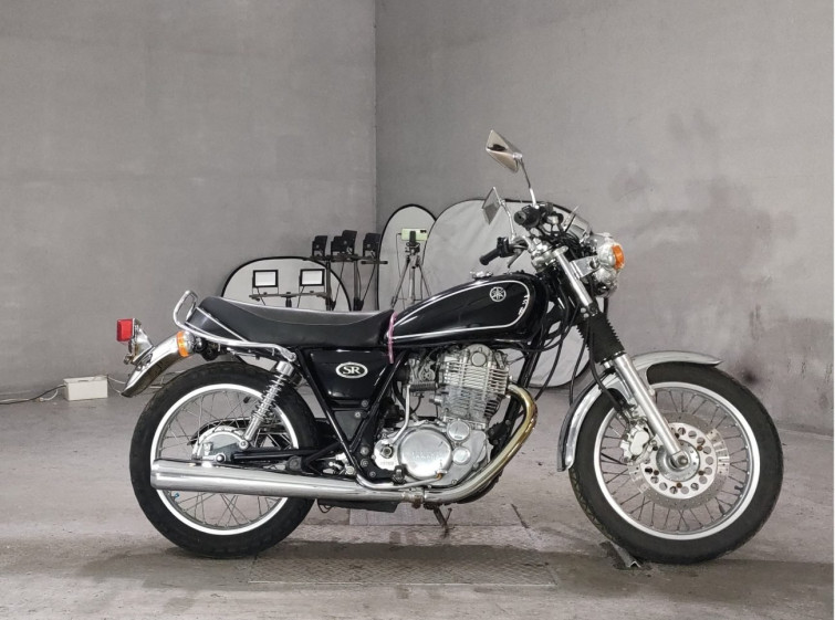 Мотоцикл Yamaha SR400 с пробегом 28574 km