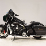 Мотоцикл HD SREET GLIDE FLHXS1690 з пробігом 10869 km з пробігом 10869 km