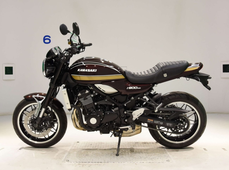 Мотоцикл Kawasaki Z900RS с пробегом 686 km с пробегом 686 km