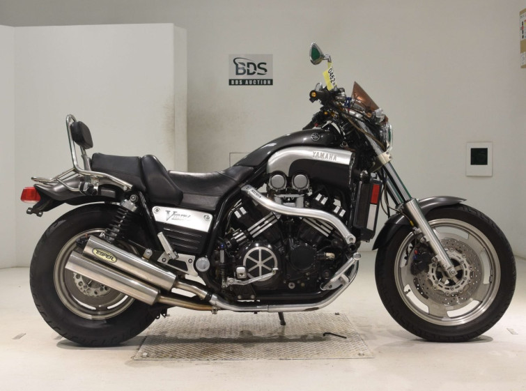 Мотоцикл Yamaha V-MAX1200 з пробігом 23302 km