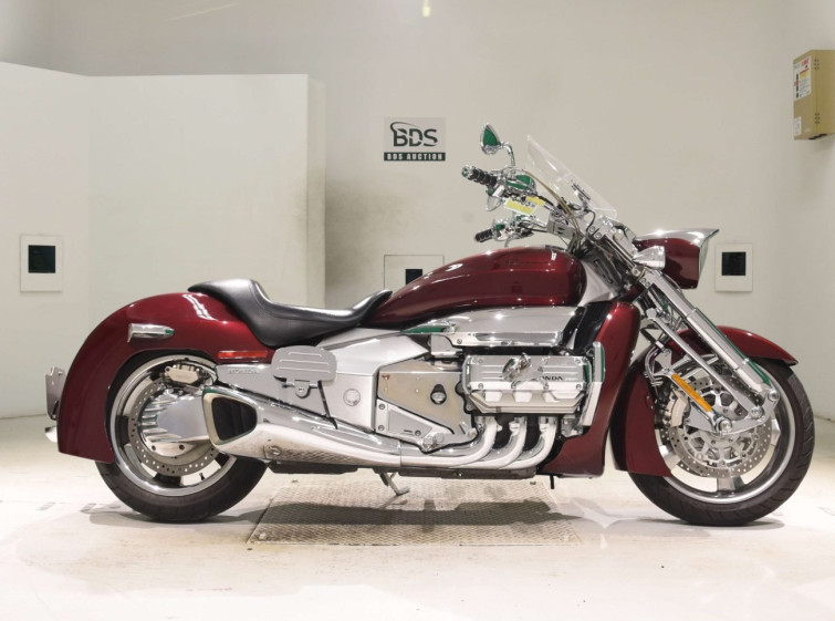 Мотоцикл Honda NRX1800 VALKYRIE RUNE с пробегом 7703 km