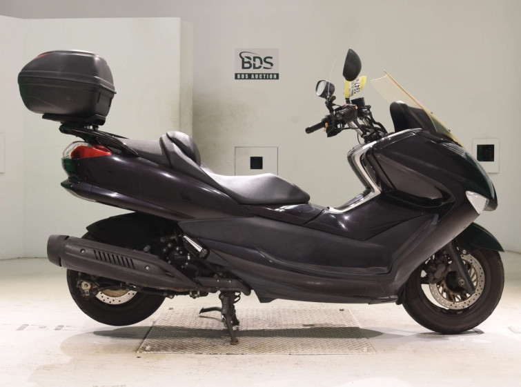 Мотоцикл Yamaha MAJESTY 250 с пробегом 43321 km