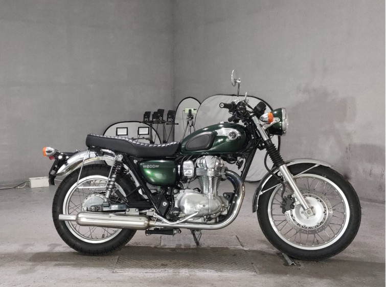 Мотоцикл Kawasaki W800 з пробігом 17417 km
