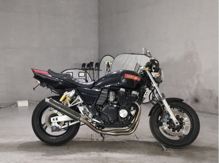 Мотоцикл Yamaha XJR400 с пробегом 68388 km