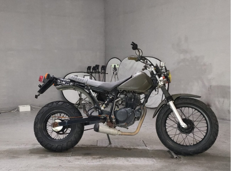 Мотоцикл Yamaha TW200 с пробегом 13400 km