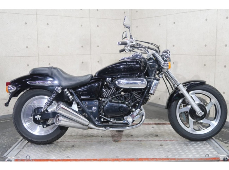 Мотоцикл Honda MAGNA250 с пробегом 5844 km