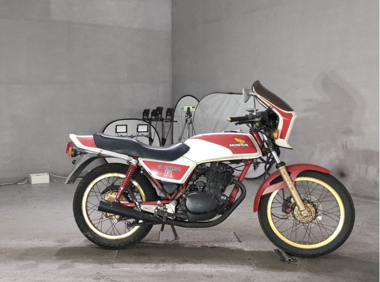 Мотоцикл Honda CB250RS с пробегом 29593 km