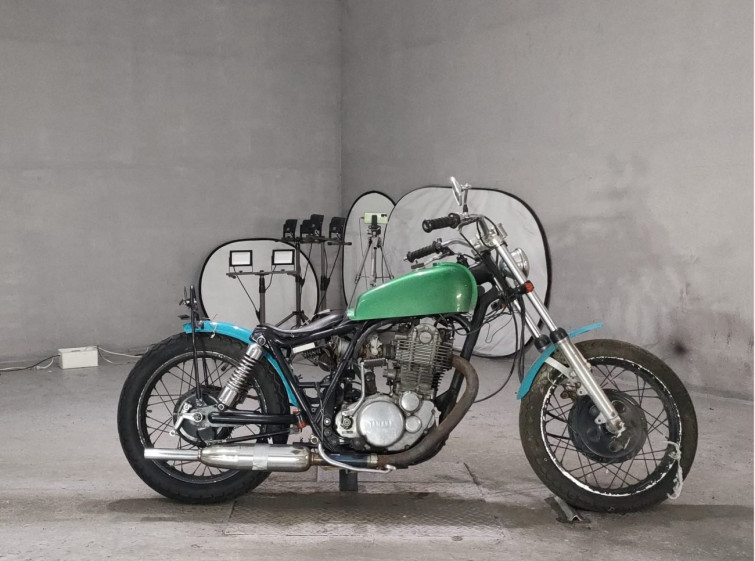 Мотоцикл Yamaha SR400 с пробегом 11258 km