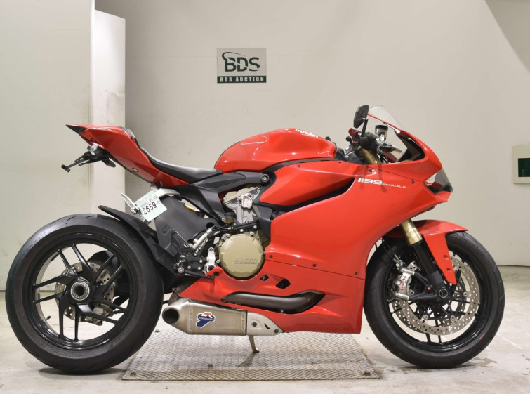 Мотоцикл Ducati 1199 PANIGALE с пробегом 16474 km