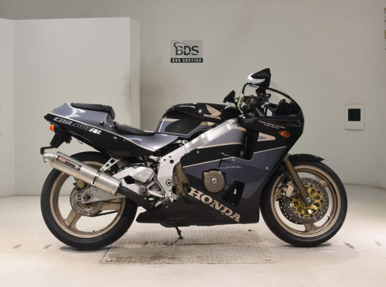 Мотоцикл Honda CBR400RR з пробігом 28494 km