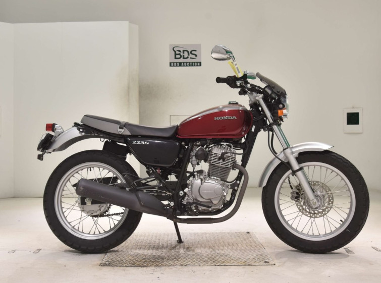 Мотоцикл Honda CB223S с пробегом 6117 km