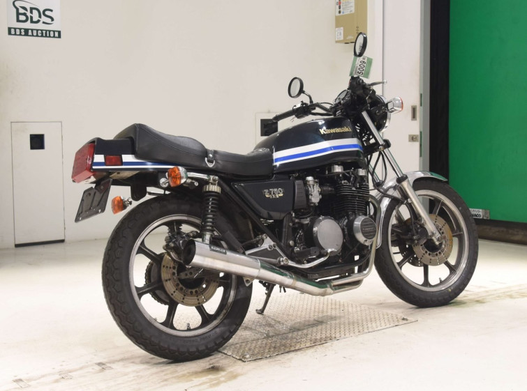 Мотоцикл Kawasaki Z750FX з пробігом 45996 km з пробігом 45996 km