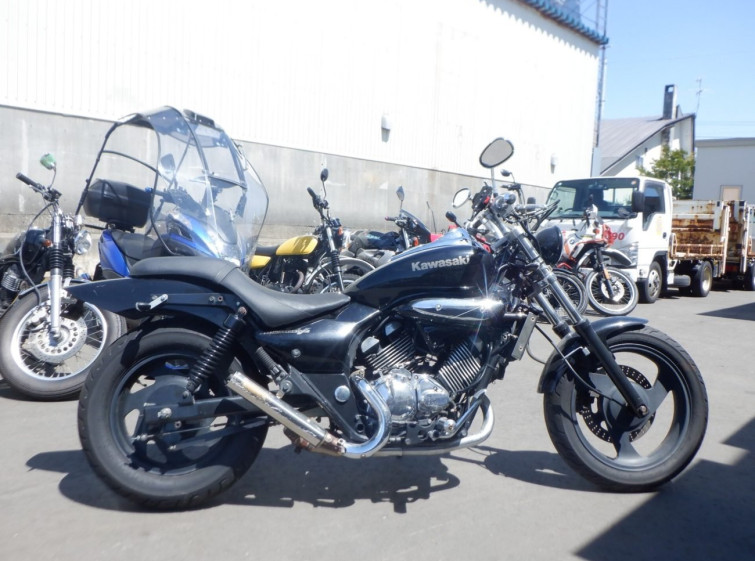 Мотоцикл Kawasaki ELIMINATOR 250V с пробегом 25187 km
