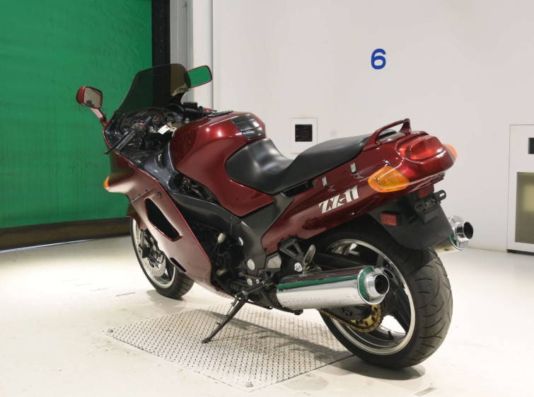 Мотоцикл Kawasaki ZX-11 з пробігом 53063 km з пробігом 53063 km