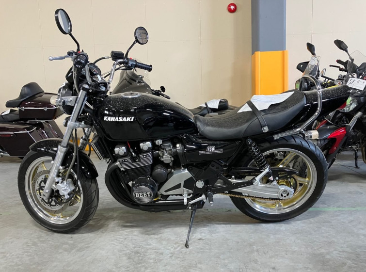 Мотоцикл Kawasaki ｾﾞﾌｧｰ400 с пробегом 38053 km